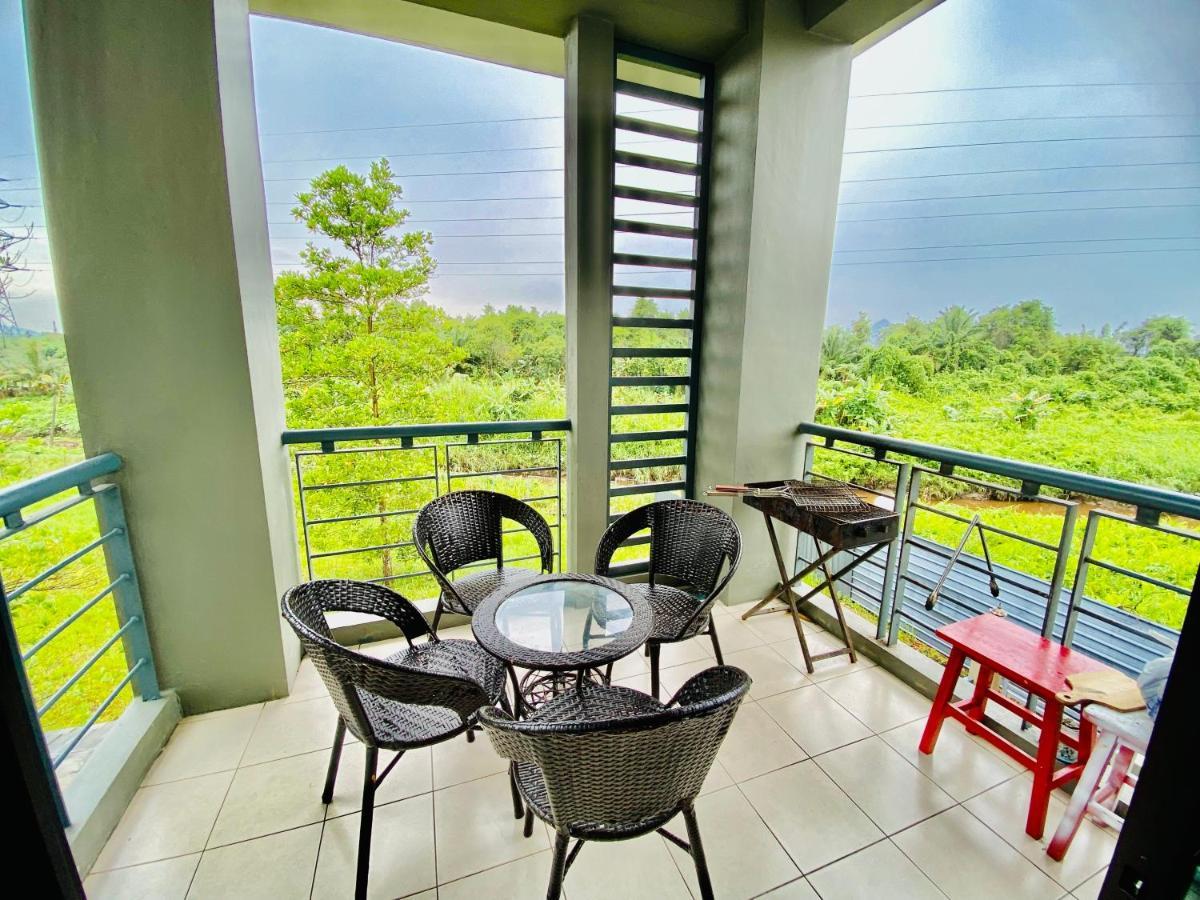 Faizal Madhi Homestay Kuching Luaran gambar